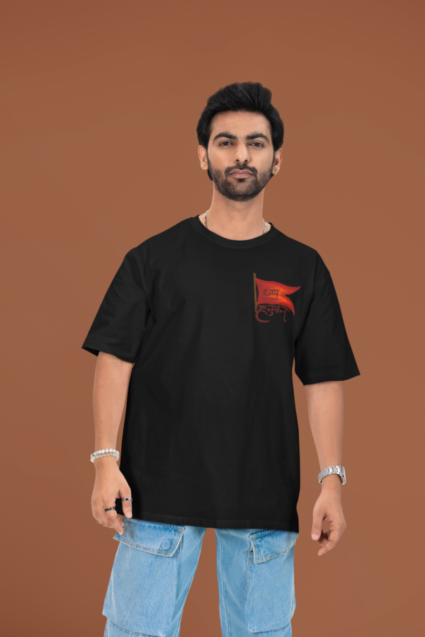 studio mockup featuring a bearded man wearing a crew neck tee in a studio m53037 (22)